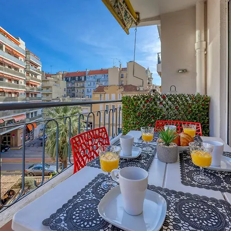 Le Versailles Standing Presta *